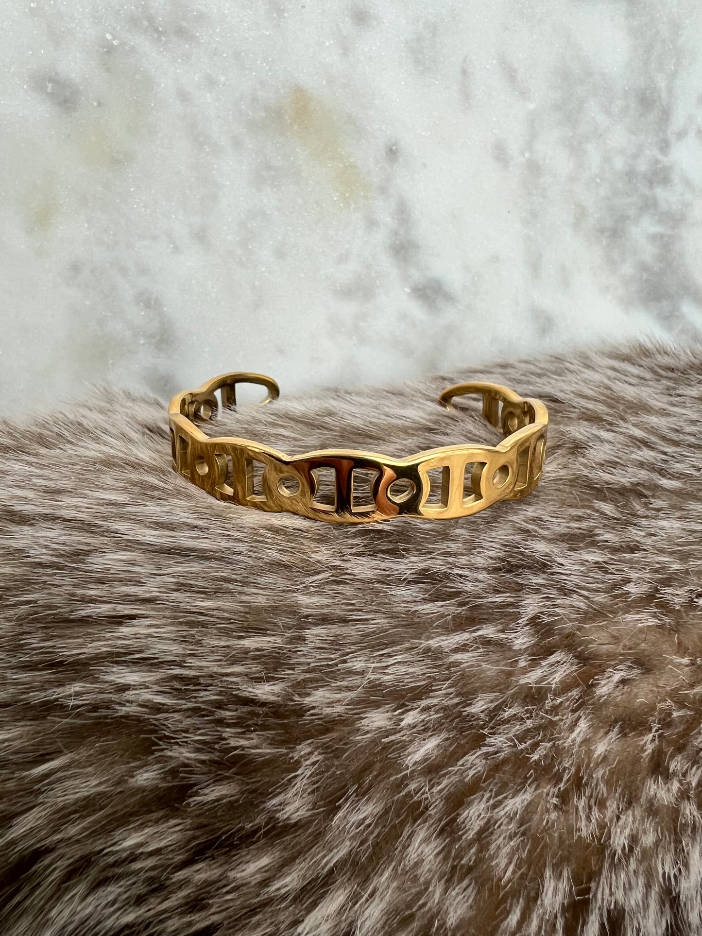 Knot Bangle